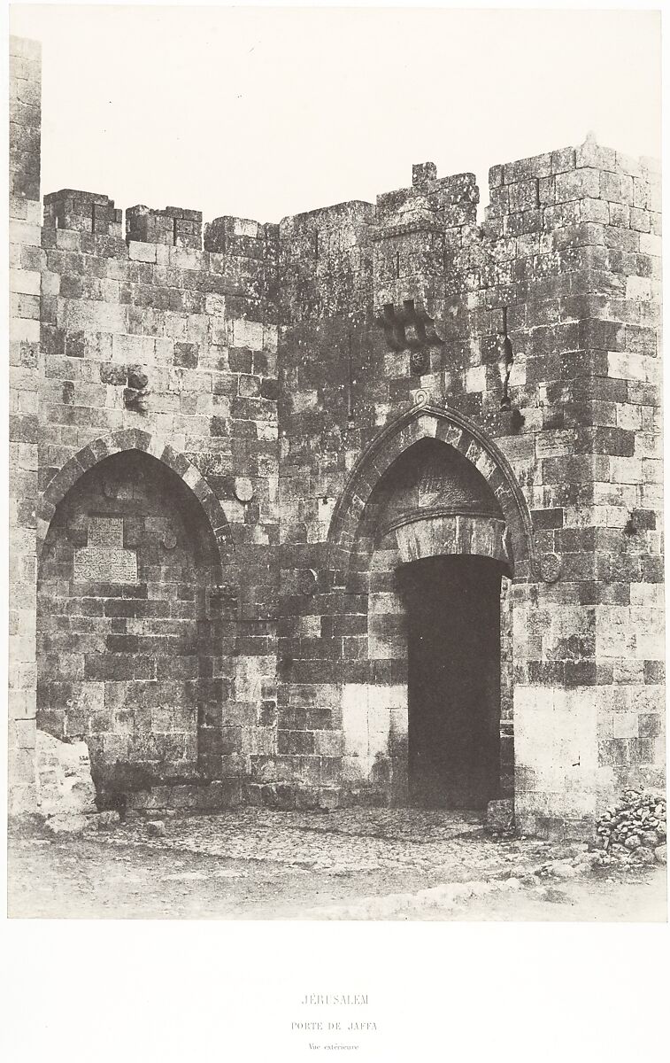 Jérusalem, Porte de Jaffa, Vue extérieure, Auguste Salzmann (French, 1824–1872), Salted paper print from paper negative 