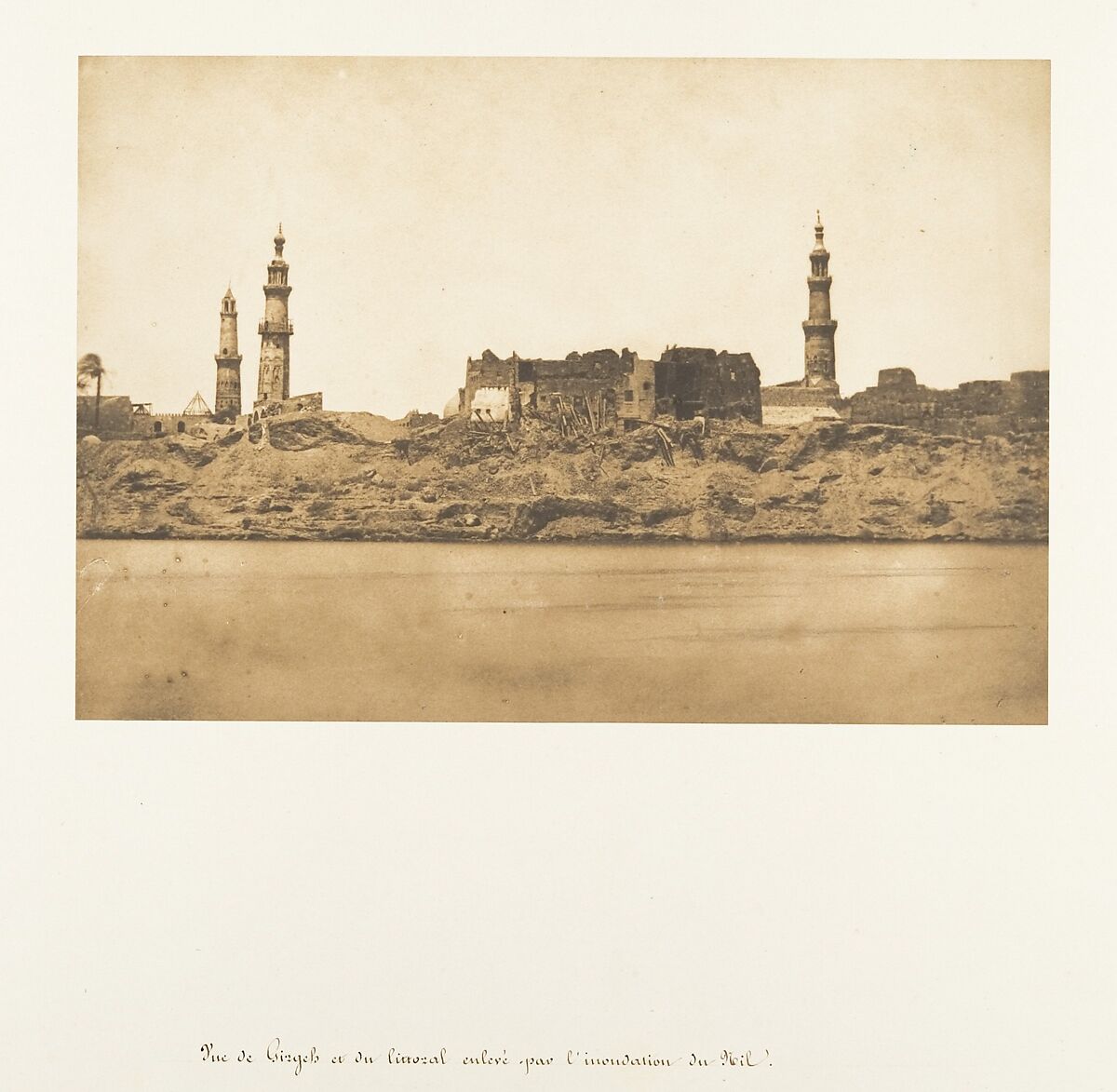 Vue de Girgeh et du littoral enlevé - par l'inondation du Nil, Maxime Du Camp (French, 1822–1894), Salted paper print from paper negative 
