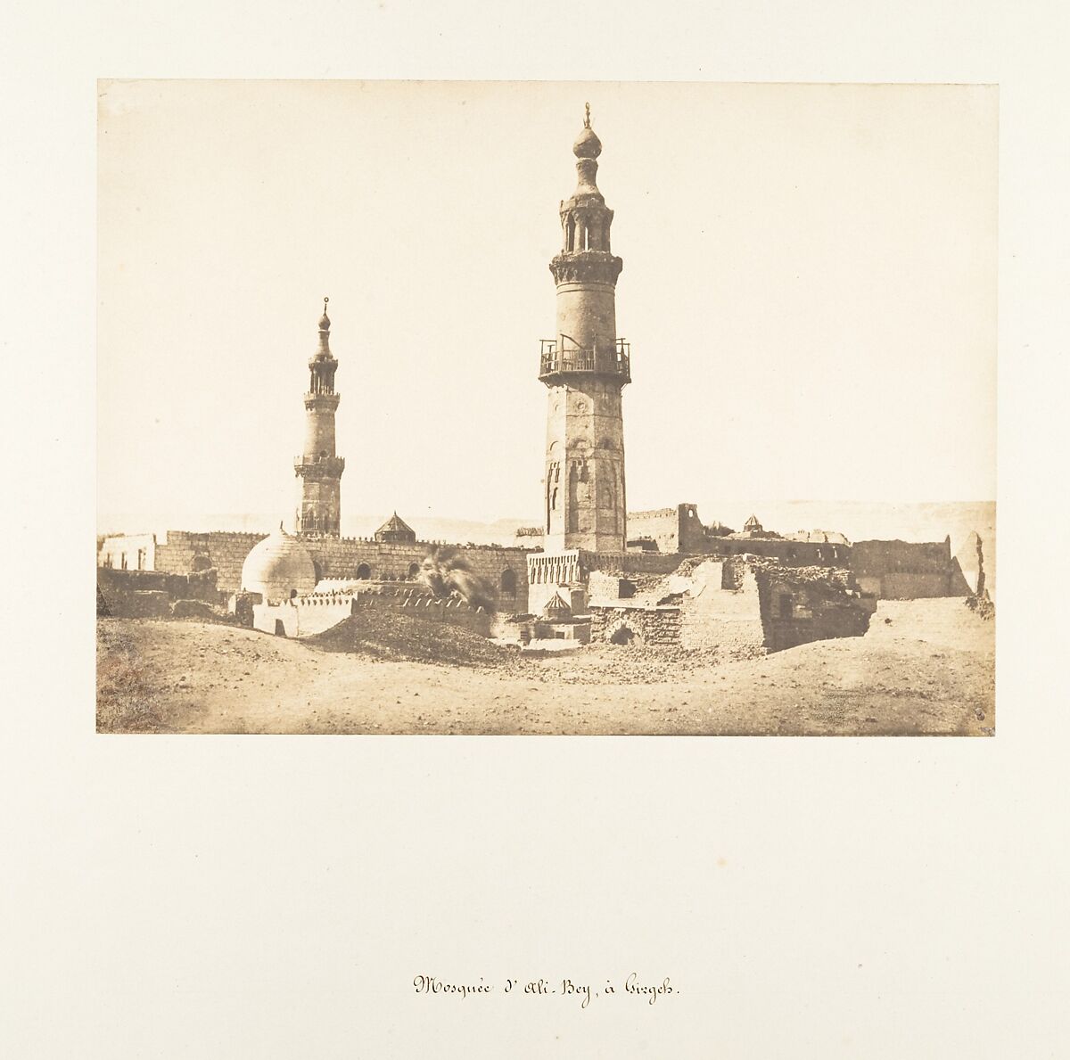 Mosquée d'Ali-Bey, à Girgeh, Maxime Du Camp (French, 1822–1894), Salted paper print from paper negative 