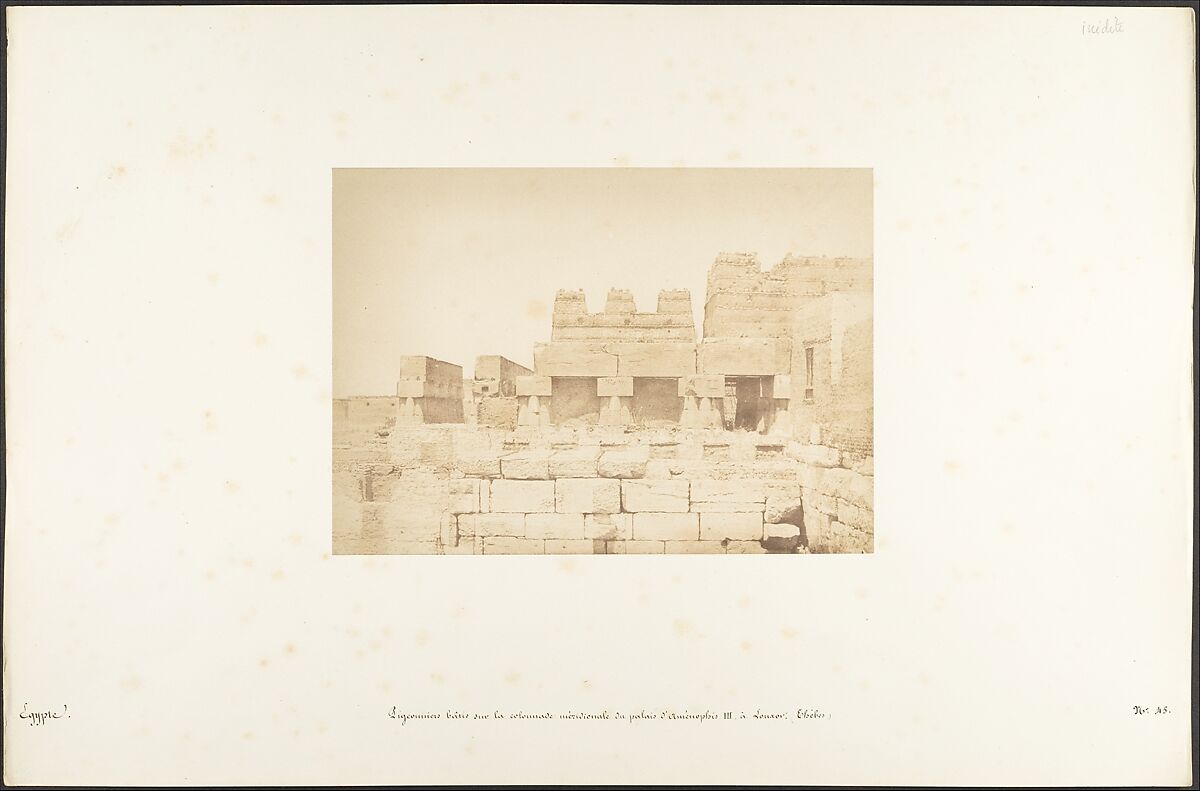 Pigeonniers bâtis sur la colonnade méridionale du palais d'Aménophis III, à Louxor, Thèbes, Maxime Du Camp (French, 1822–1894), Salted paper print from paper negative 