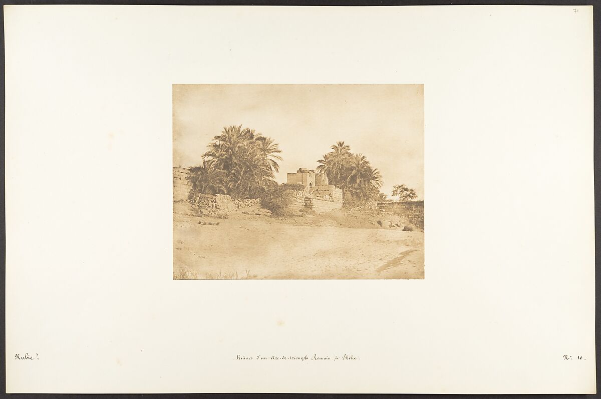 Ruines d'un Arc-de-triomphe Romain, à Philae, Maxime Du Camp (French, 1822–1894), Salted paper print from paper negative 