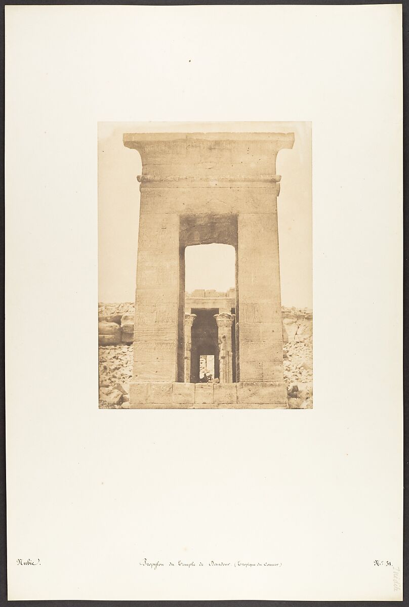 Propylon du Temple de Dandour (Tropique du Cancer), Maxime Du Camp (French, 1822–1894), Salted paper print from paper negative 