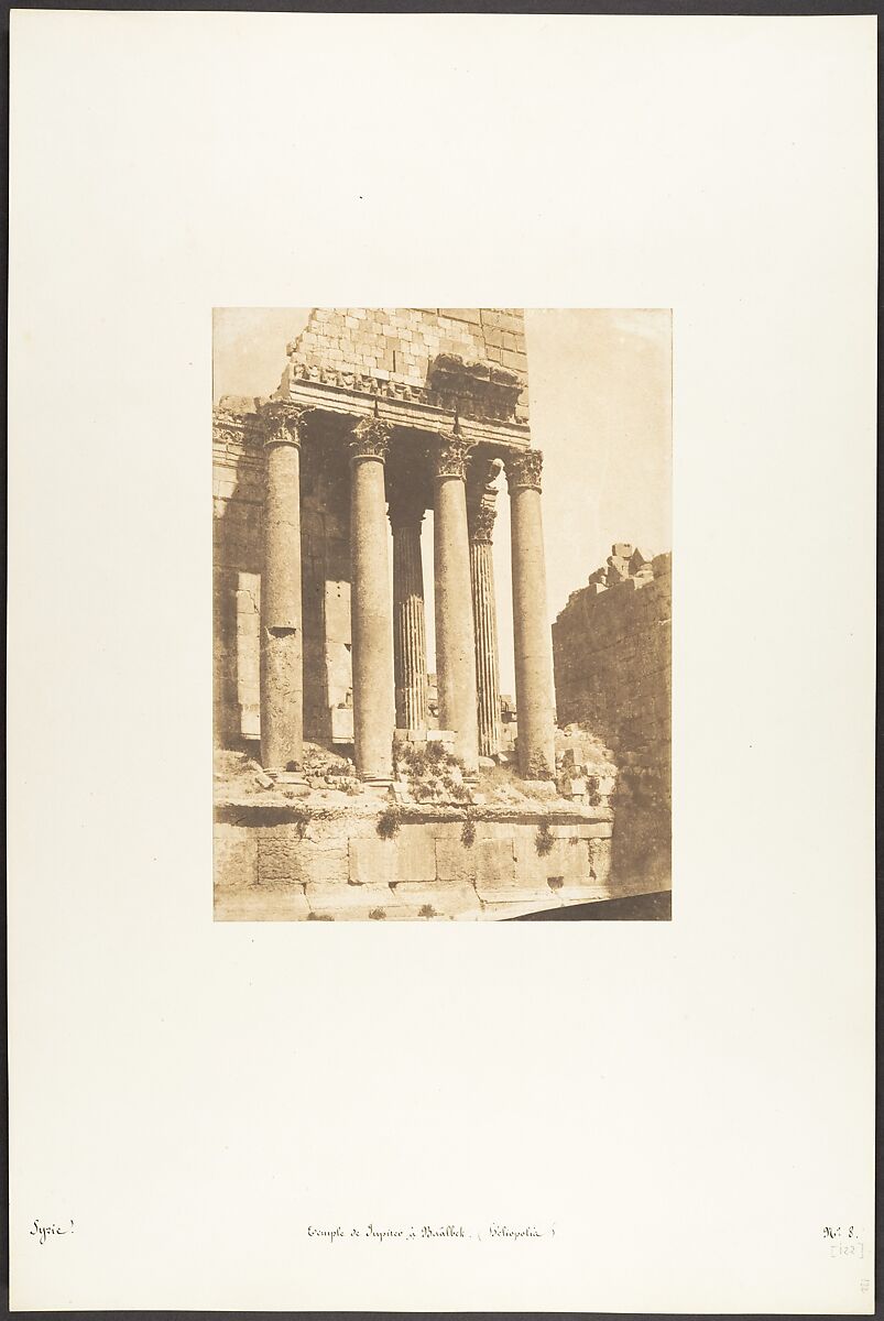 Temple de Jupiter, à Baâlbek (Héliopolis), Maxime Du Camp (French, 1822–1894), Salted paper print from paper negative 
