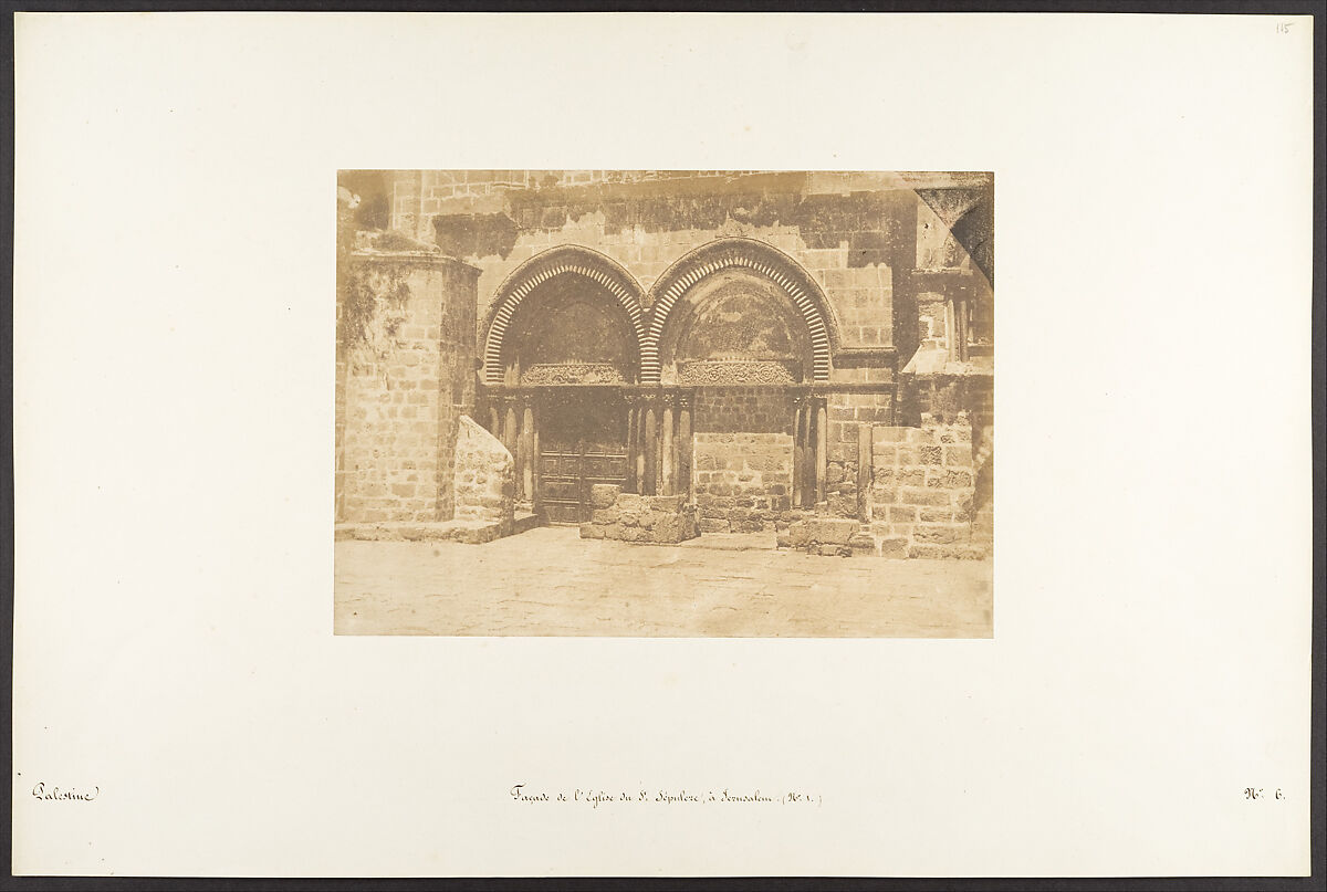 Façade de l'Eglise du St. Sépulcre, à Jérusalem (No. 1), Maxime Du Camp (French, 1822–1894), Salted paper print from paper negative 