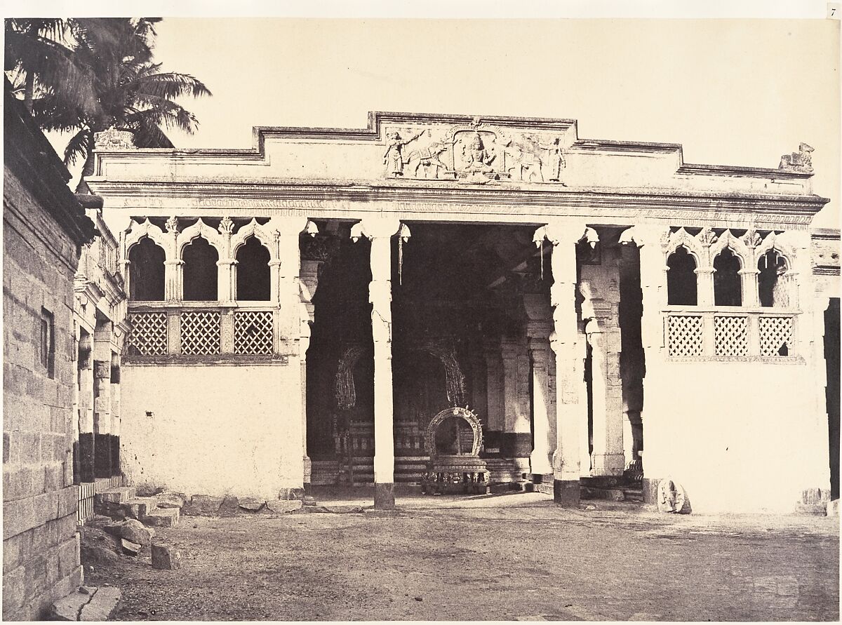 The Kulayana Mundapam, Linnaeus Tripe (British, Devonport (Plymouth Dock) 1822–1902 Devonport), Albumen silver print from waxed paper negative 