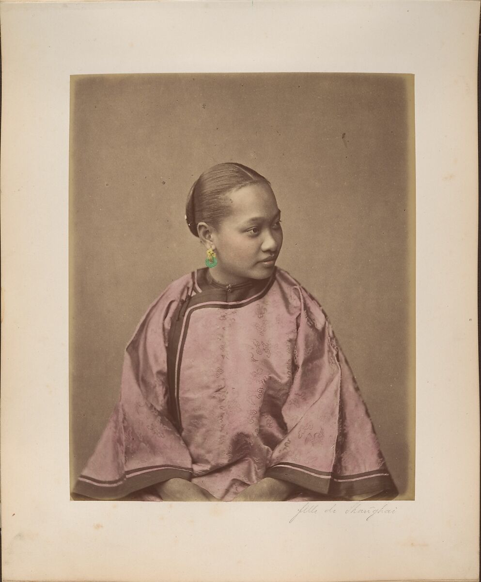 Fille de Shanghai, Raimund von Stillfried (Austrian, 1839–1911), Albumen silver print from glass negative with applied color 