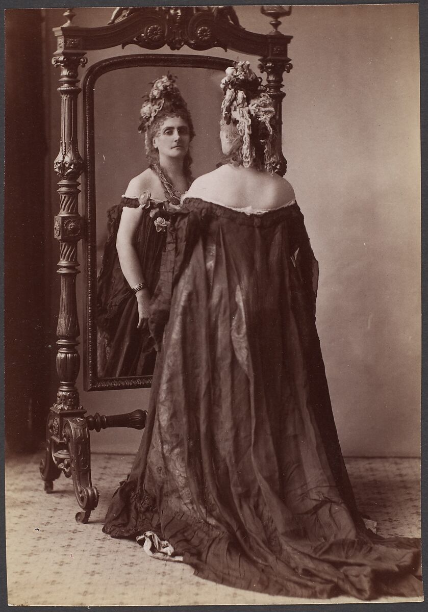 [Countess de Castiglione, from Série des Roses], Pierre-Louis Pierson (French, 1822–1913), Albumen silver print from glass negative 