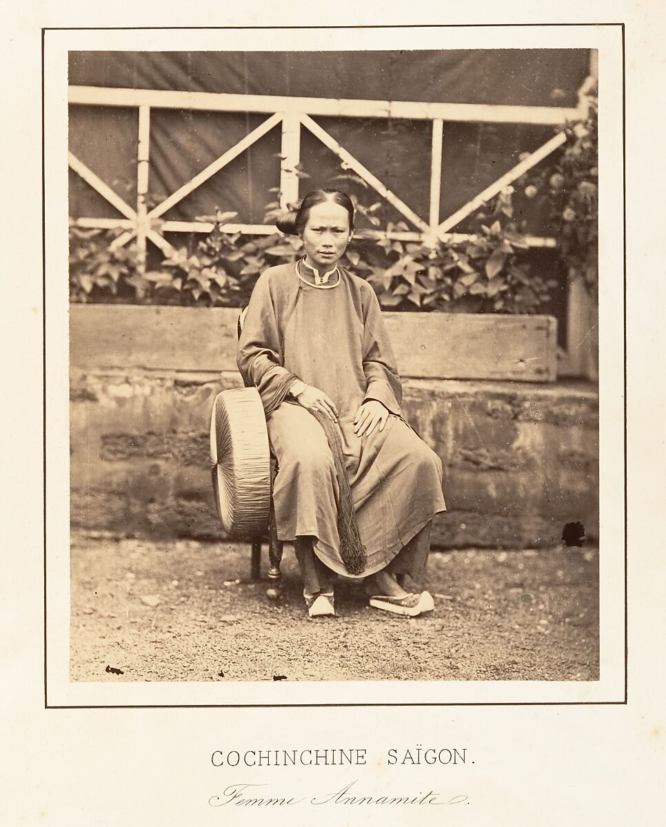 Femme Annamite, Saïgon, Cochinchine, Emile Gsell (French, Sainte-Marie-aux-Mines 1838–1879 Vietnam), Albumen silver print from glass negative 