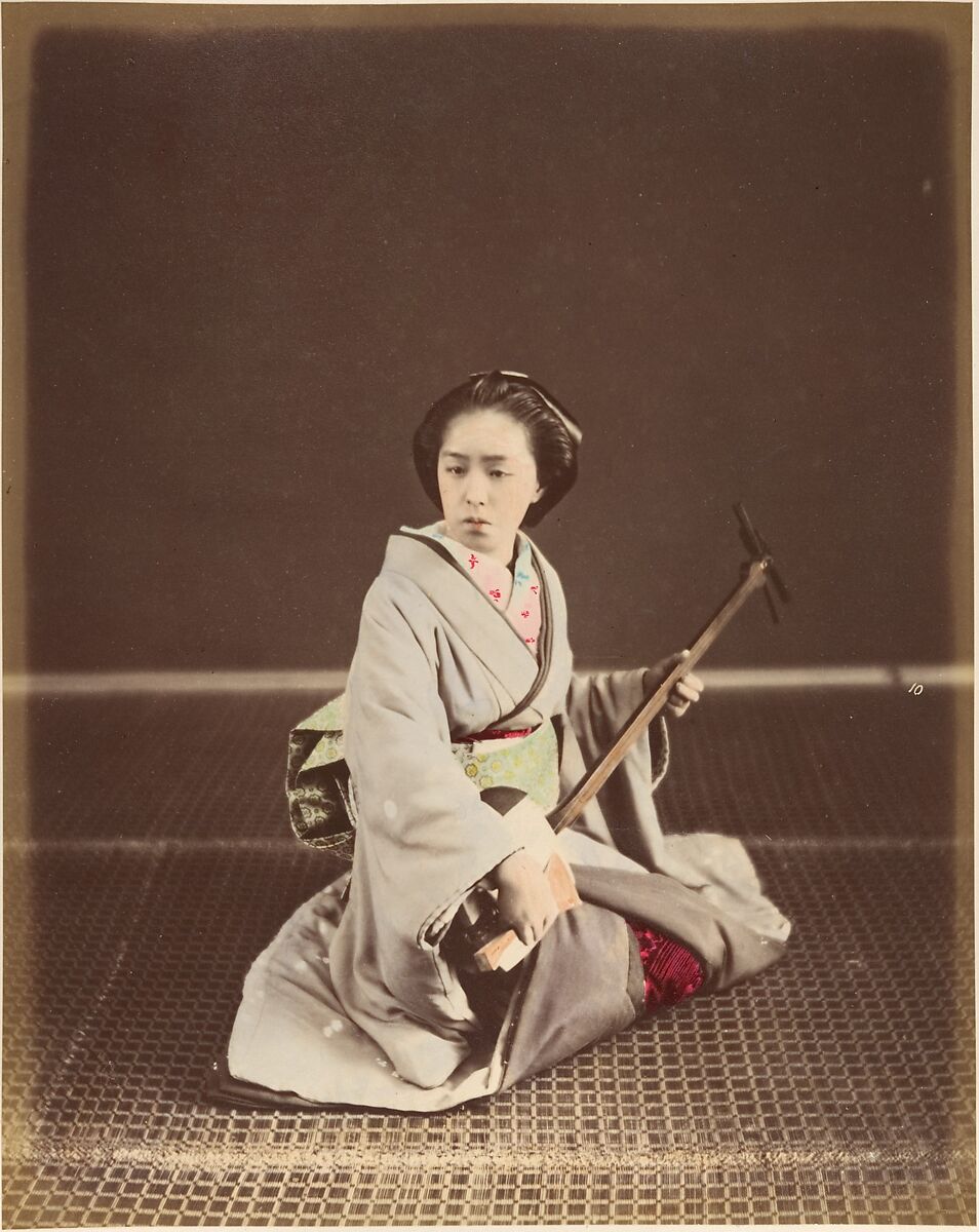 [Tokyo Geisha with Shamisen], Unknown, Albumen silver print from glass negative with applied color 