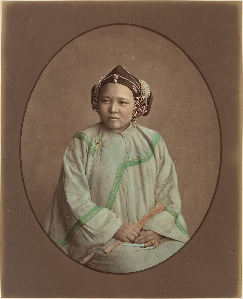 Fille de Sootchow (Suzhou Girl), Raimund von Stillfried (Austrian, 1839–1911), Albumen silver print from glass negative with applied color 