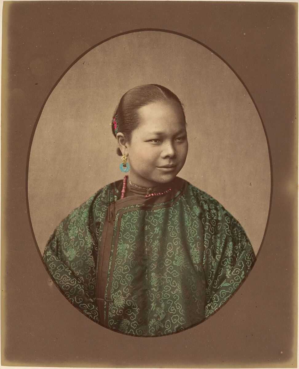 Fille de Shanghai, Raimund von Stillfried (Austrian, 1839–1911), Albumen silver print from glass negative with applied color 