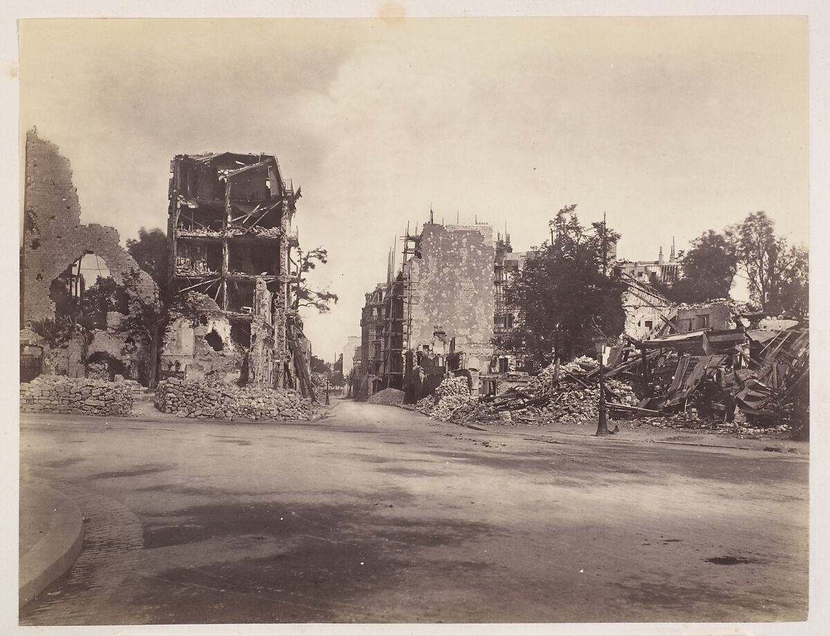 Maisons de la porte d'Auteuil, Charles Soulier (French, 1840–1875), Albumen silver print from glass negative 