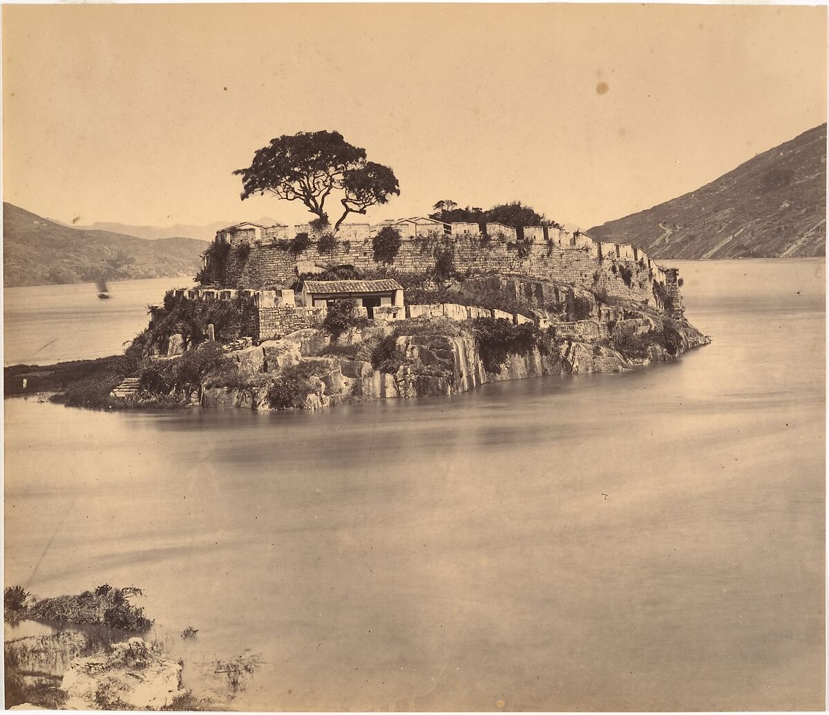 Ming Gam Pass River Min, Attributed to Tung Hing (Chinese, active 1870s), Albumen silver print from glass negative 