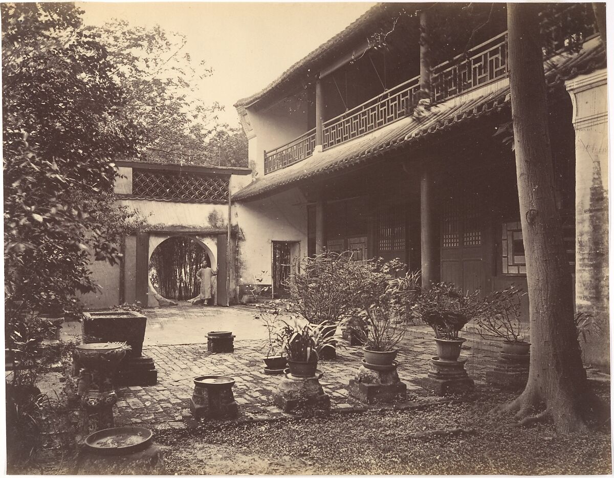 Mandarin Dwelling, Attributed to John Thomson (British, Edinburgh, Scotland 1837–1921 London), Albumen silver print from glass negative 