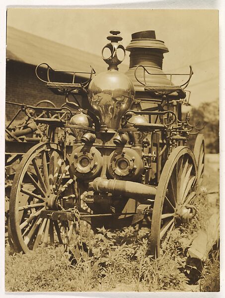 [Vehicle, New York], Berenice Abbott (American, Springfield, Ohio 1898–1991 Monson, Maine), Gelatin silver print 