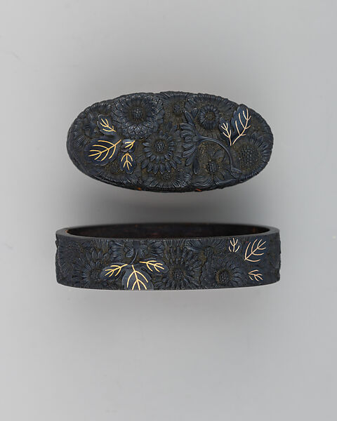 Sword-Hilt Collar and Pommel (Fuchigashira), Copper-gold alloy (shakudō), gold, Japanese 
