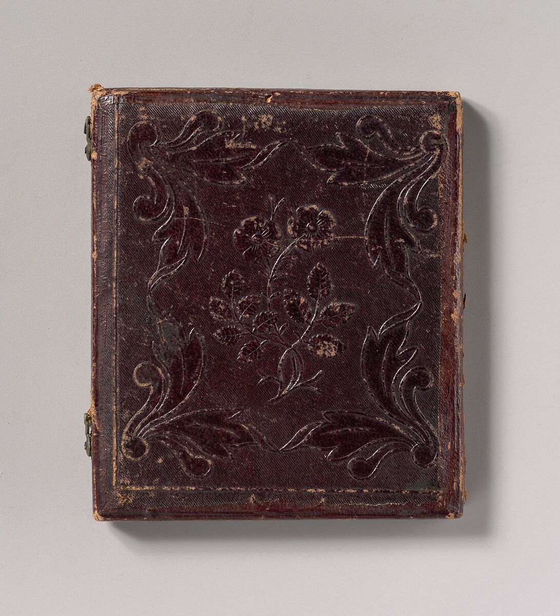 [Two Seated Young Women Identically Dressed], Unknown (American), Daguerreotype with applied color