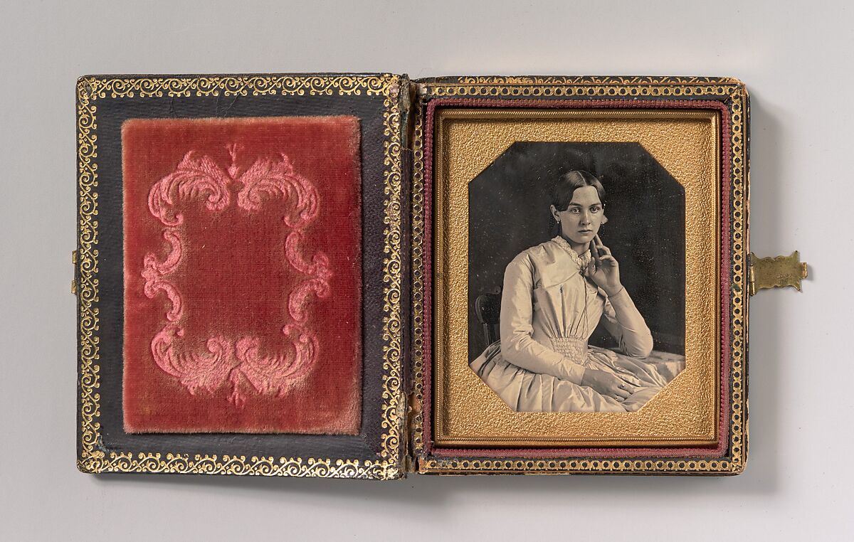 [Seated Young Woman with Hand Raised to Jawline], Unknown (American), Daguerreotype 