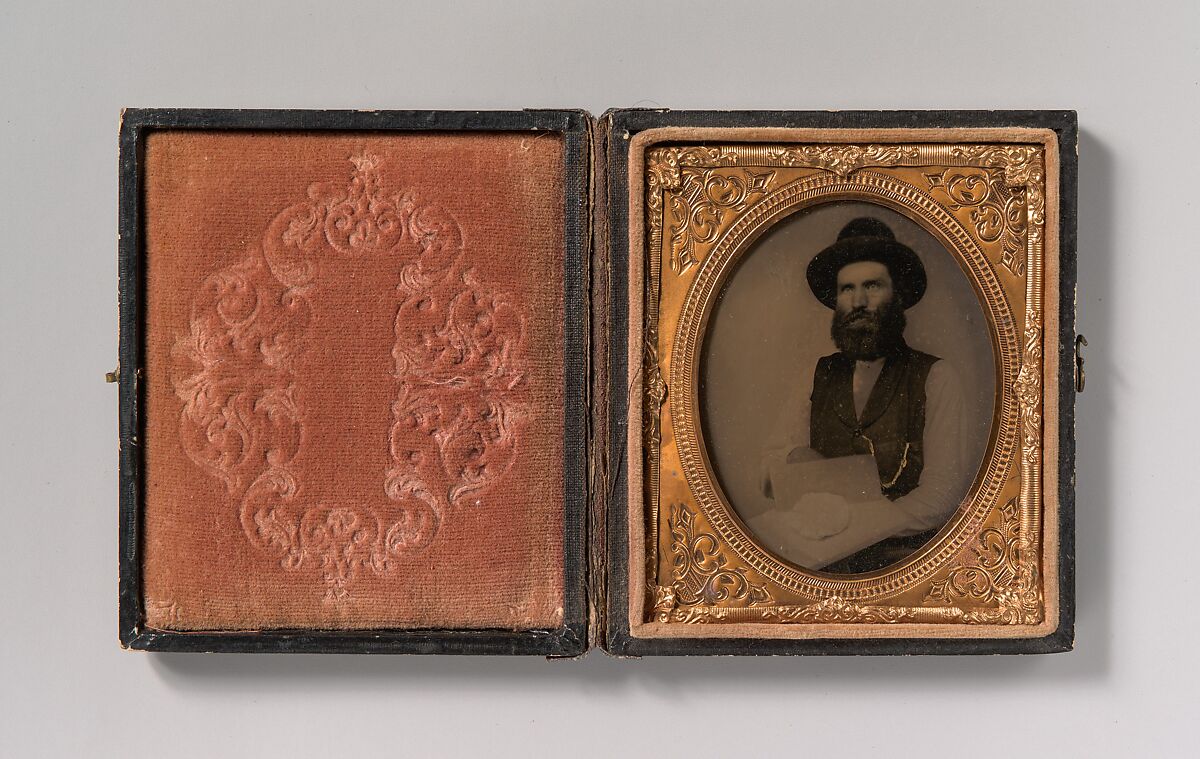 [Bearded Plasterer with Hawk and Trowel], Unknown (American), Ambrotype with applied color 