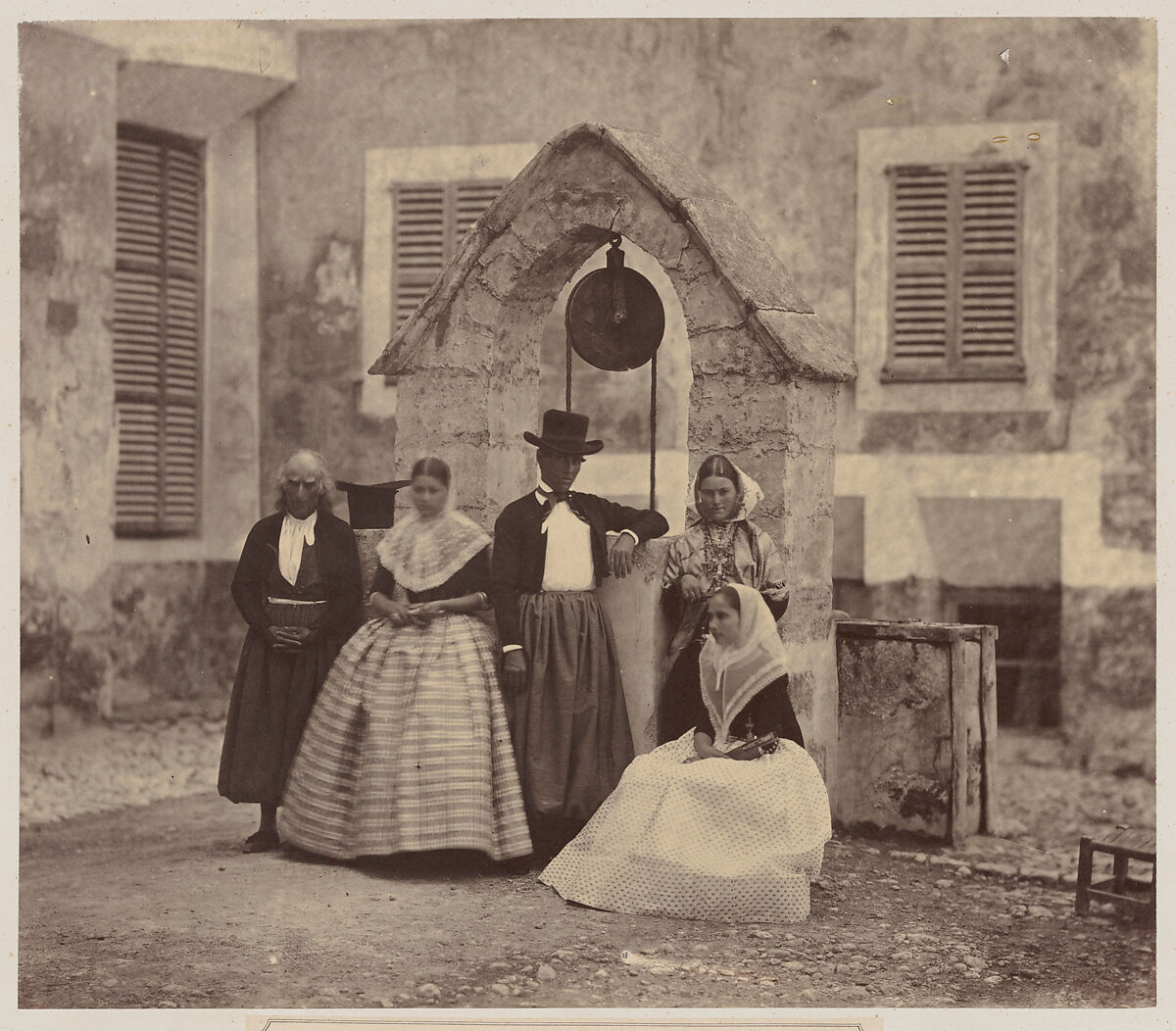 Baleares, Aldeanos de Palma y sus alrrededores, Charles Clifford (Welsh, 1819–1863), Albumen silver print from glass negative 