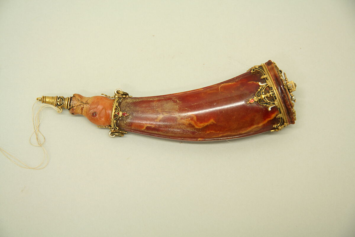 Priming Flask, Amber, gold, enamel, pearls, diamond, East Indian (Italian Mountings) 