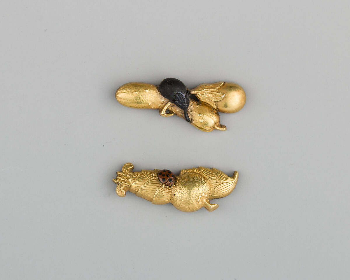 Pair of Sword-Grip Ornaments (Menuki), Copper-gold alloy (shakudō), copper, gold, Japanese 