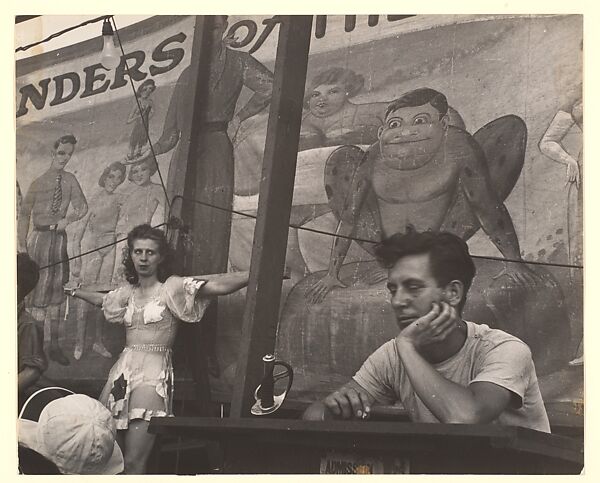 [Circus Performers in Front of Painted Canvas Advertisement, New York], Sid Grossman (American, 1913–1955), Gelatin silver print 