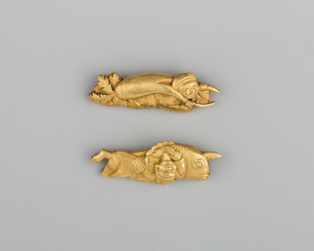 Pair of Sword-Grip Ornaments (Menuki), Gold, Japanese 