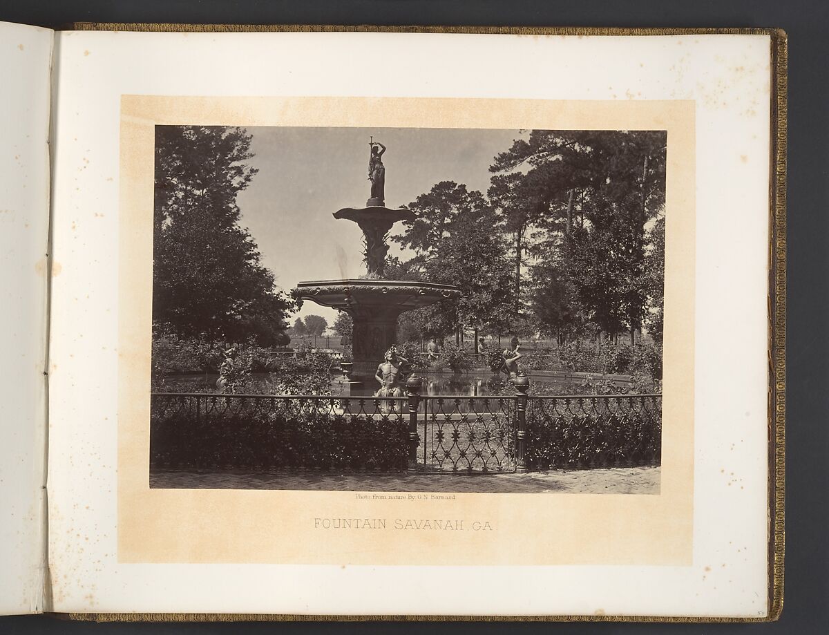 Fountain, Savanah, Georgia, George N. Barnard (American, 1819–1902), Albumen silver print from glass negative 