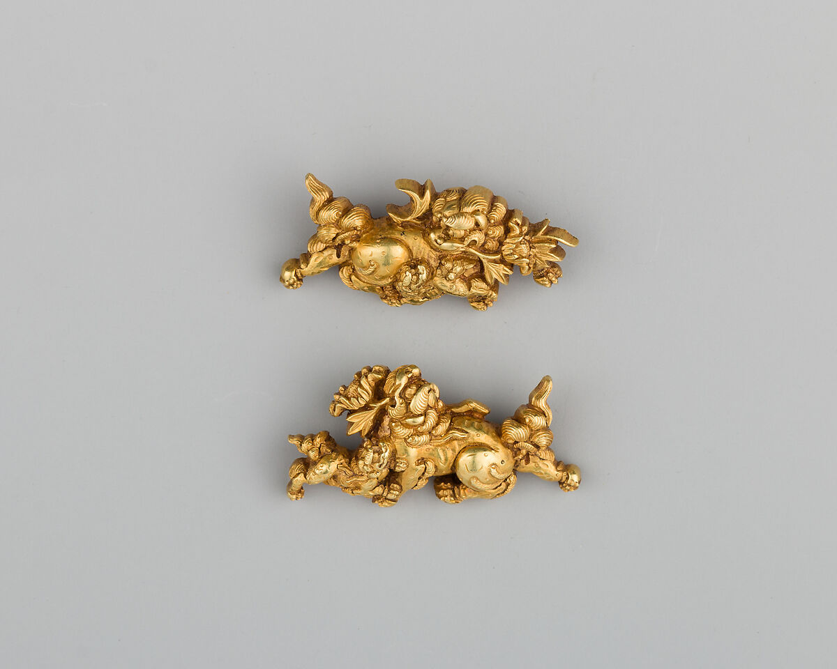 Pair of Sword-Grip Ornaments (Menuki), Gold, Japanese 