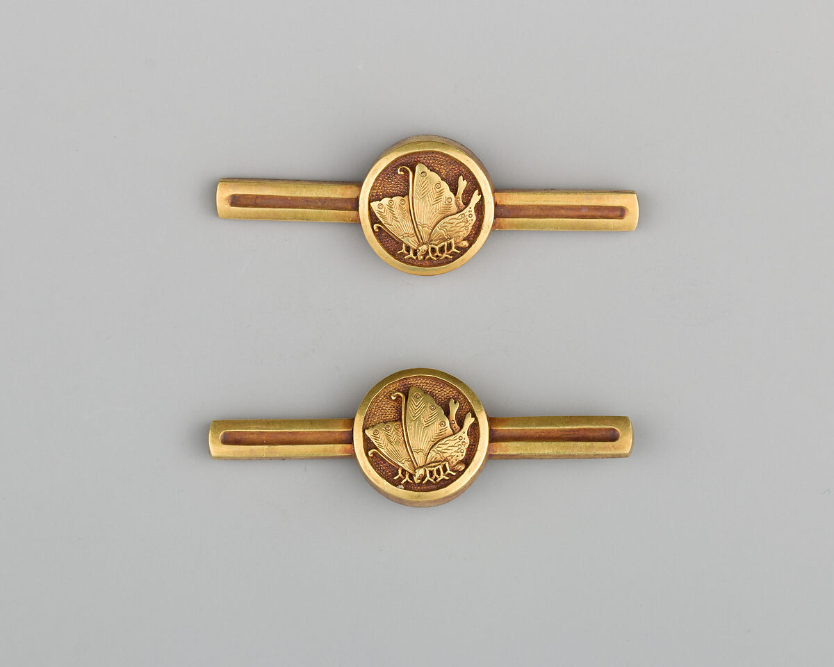 Pair of Sword-Grip Ornaments (Menuki), Gold, copper, Japanese 