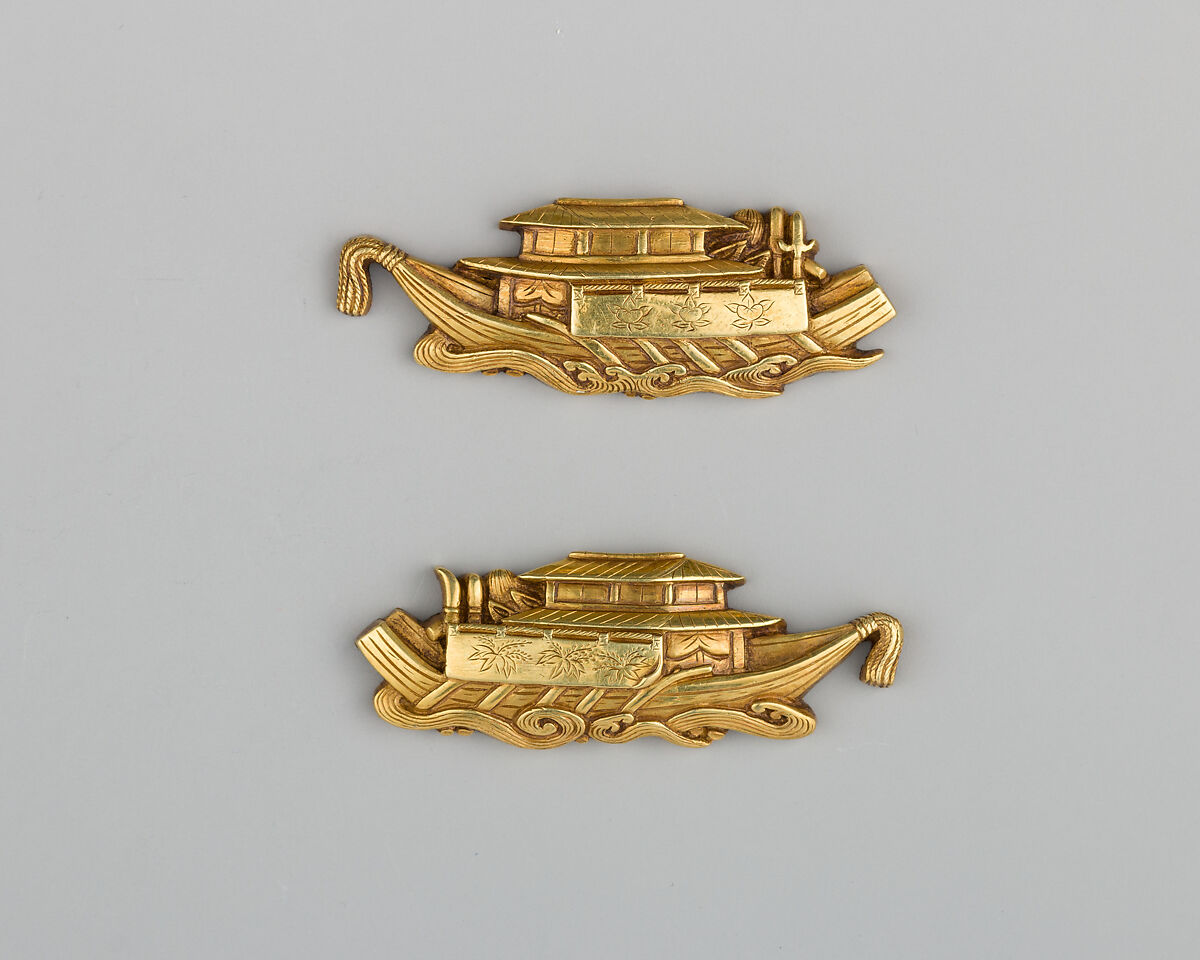 Pair of Sword-Grip Ornaments (Menuki), Gold, Japanese 