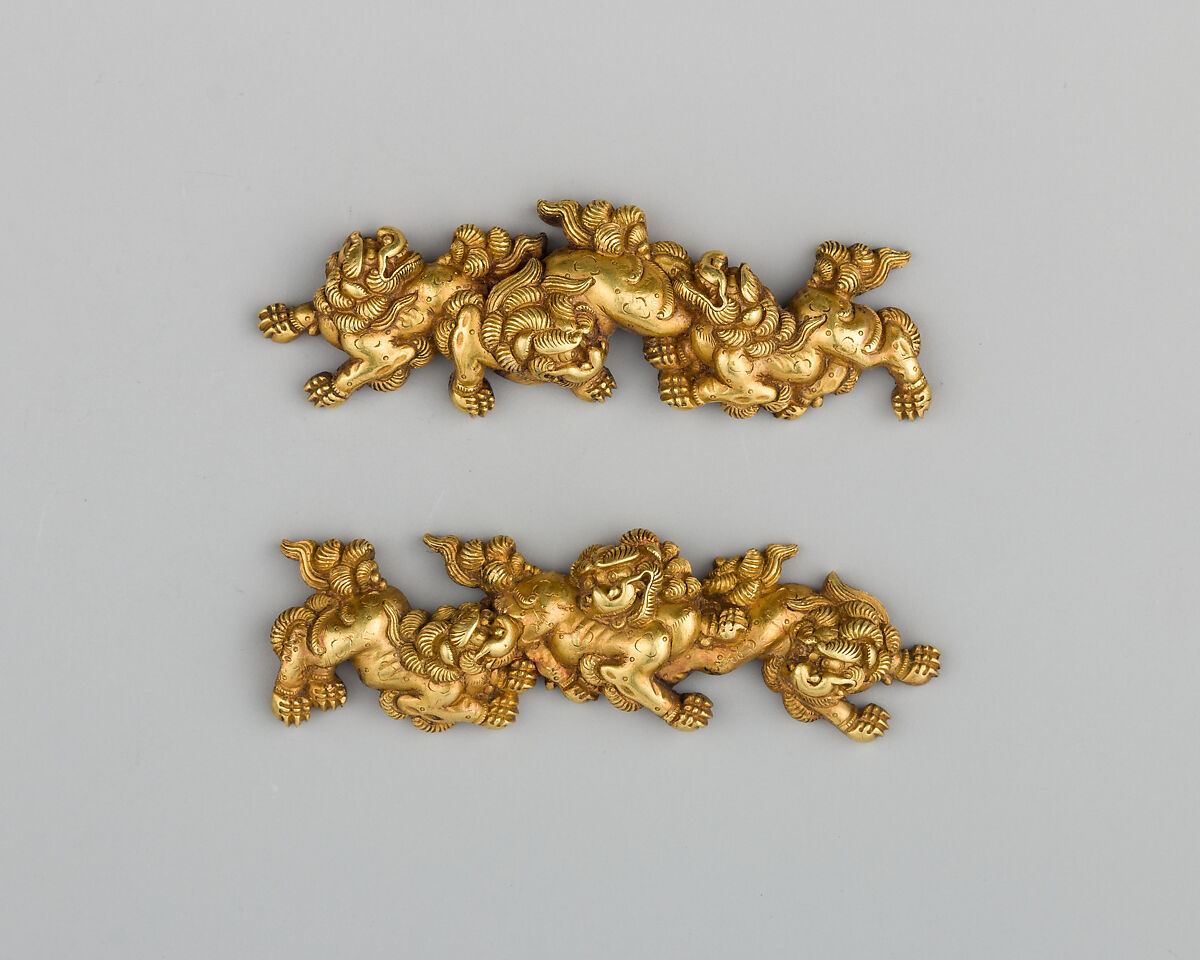 Pair of Sword-Grip Ornaments (Menuki), Gold, Japanese 