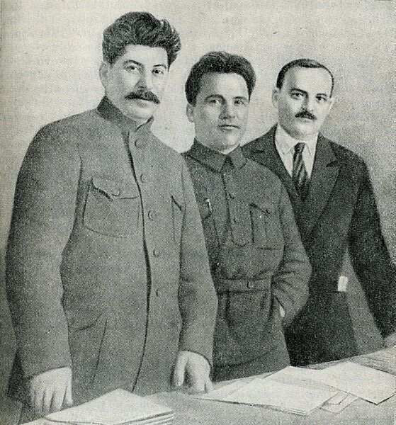 [Josef Stalin, Sergey Kirov, and Nikolay Shvenrik] in A History of the U.S.S.R., part 3 (Moscow, 1948), Unknown (Russian), Halftone, published in A History of the U.S.S.R., park 3 (Moscow, 1948) 