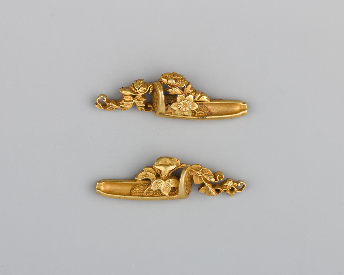 Pair of Sword-Grip Ornaments (Menuki), Gold, Japanese 