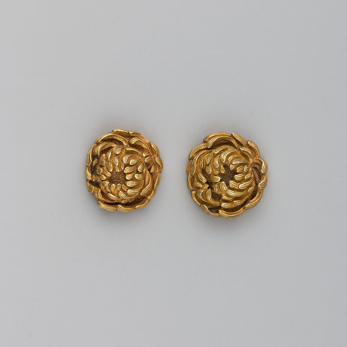 Pair of Sword-Grip Ornaments (Menuki), Gold, Japanese 