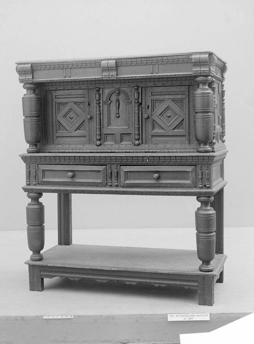 Cupboard, Red oak, white pine, white cedar, red cedar, black walnut, soft maple, American