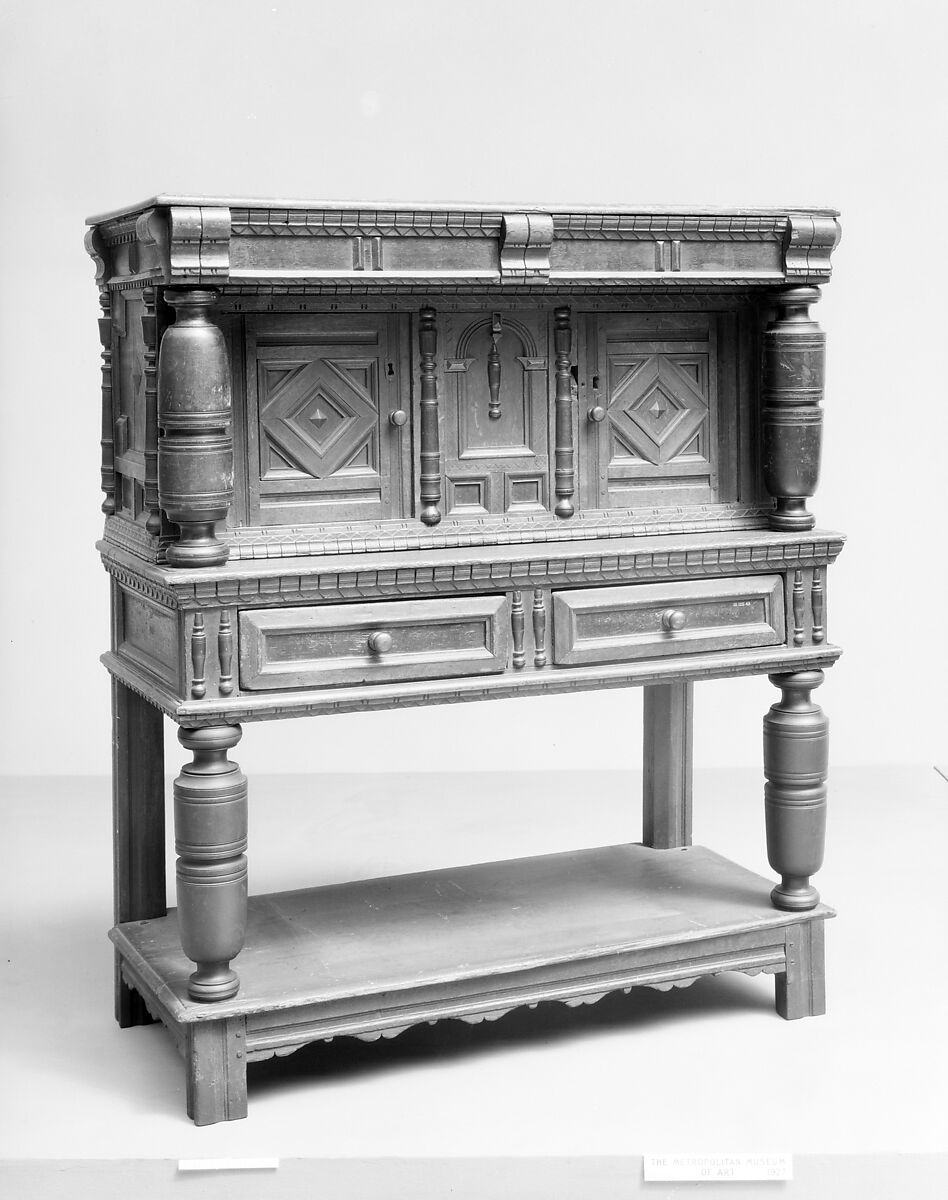 Cupboard, Red oak, white pine, white cedar, red cedar, black walnut, soft maple, American