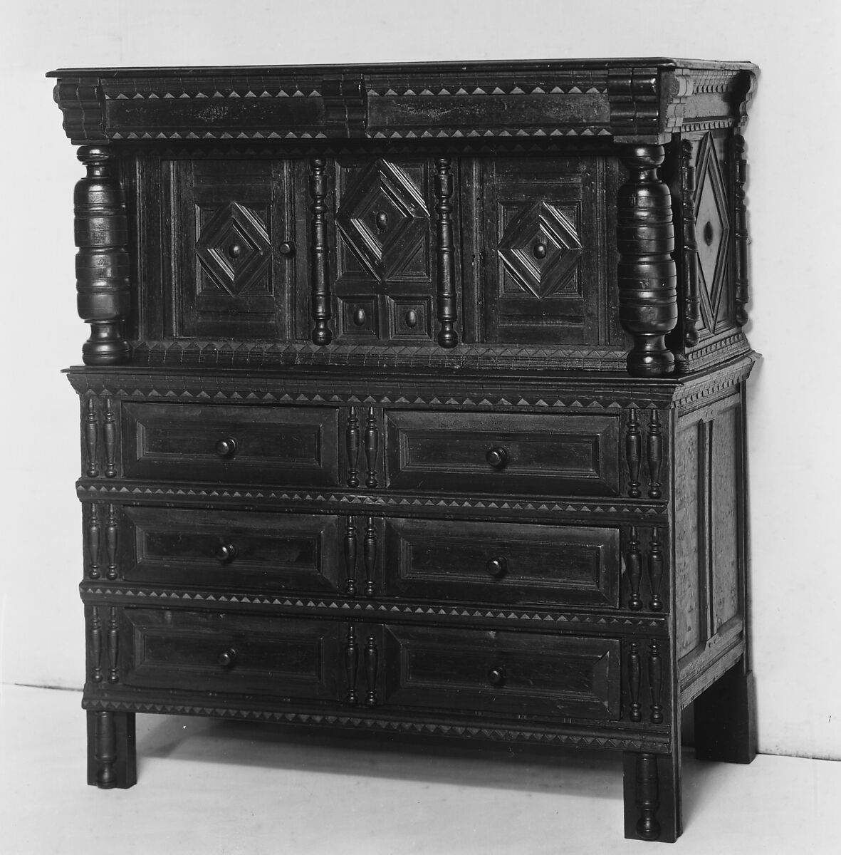 Cupboard, Red oak, white pine, white cedar, red cedar, black walnut, soft maple, American