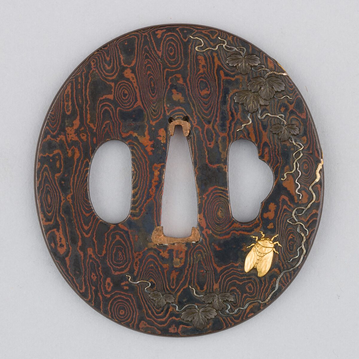 Sword Guard (Tsuba), Copper-gold alloy (shakudō), copper (mokume-gane); gold; silver, Japanese 