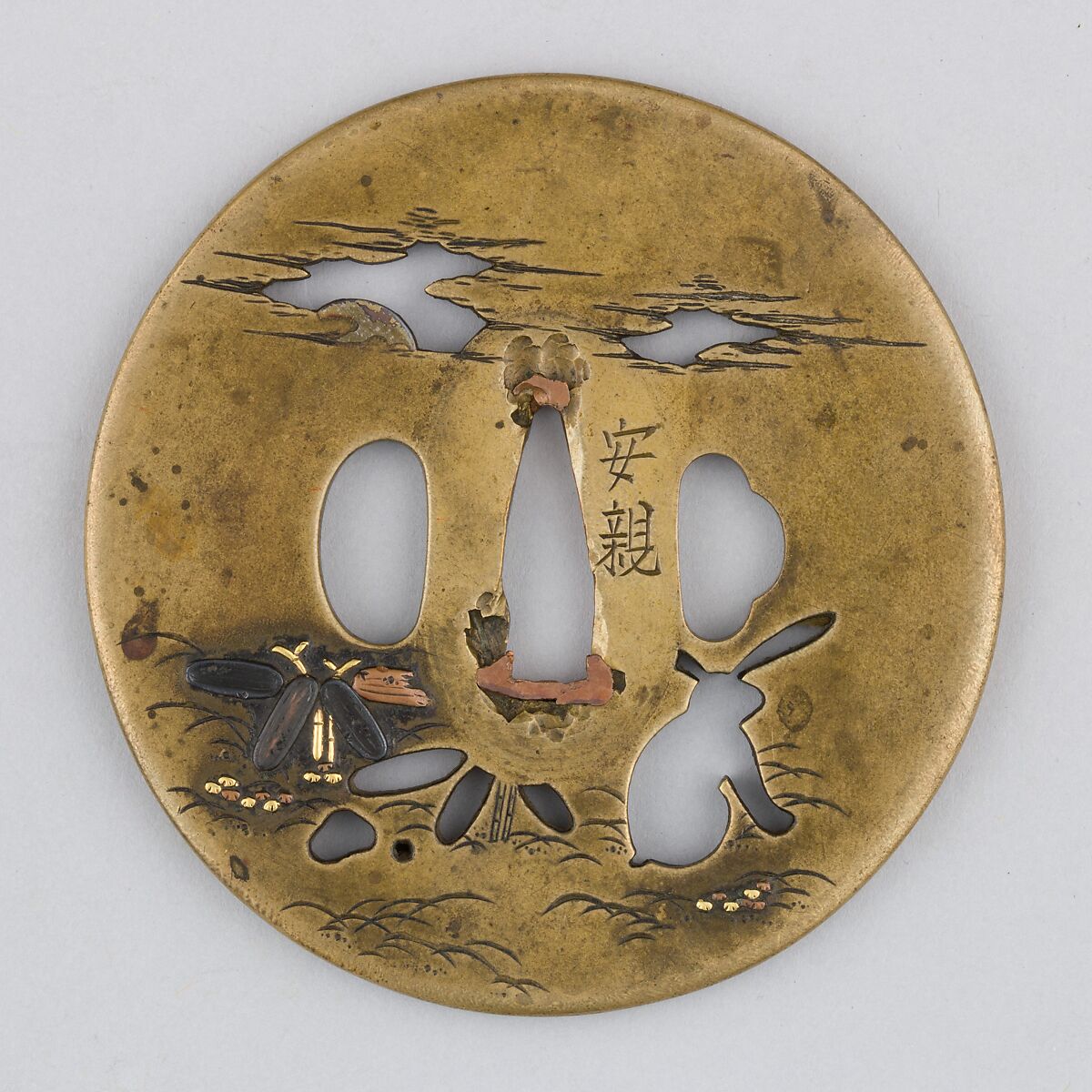 Sword Guard (Tsuba), Copper alloy, silver, copper-gold alloy (shakudō), copper, Japanese 