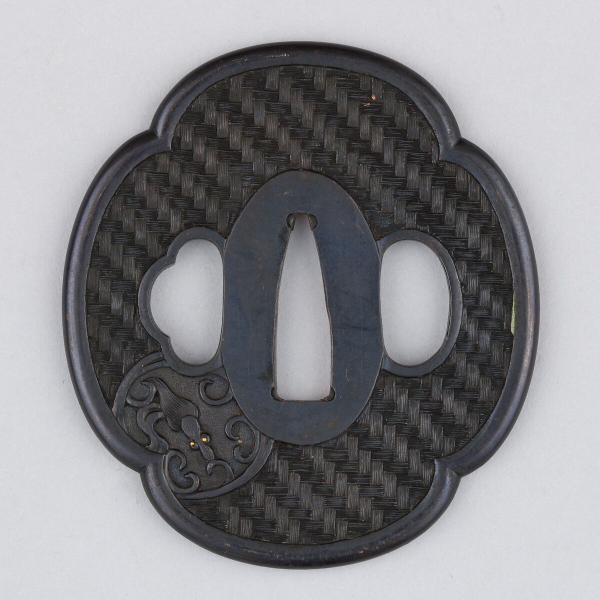 Sword Guard (Tsuba), Copper-gold alloy (shakudō), gold, copper, Japanese