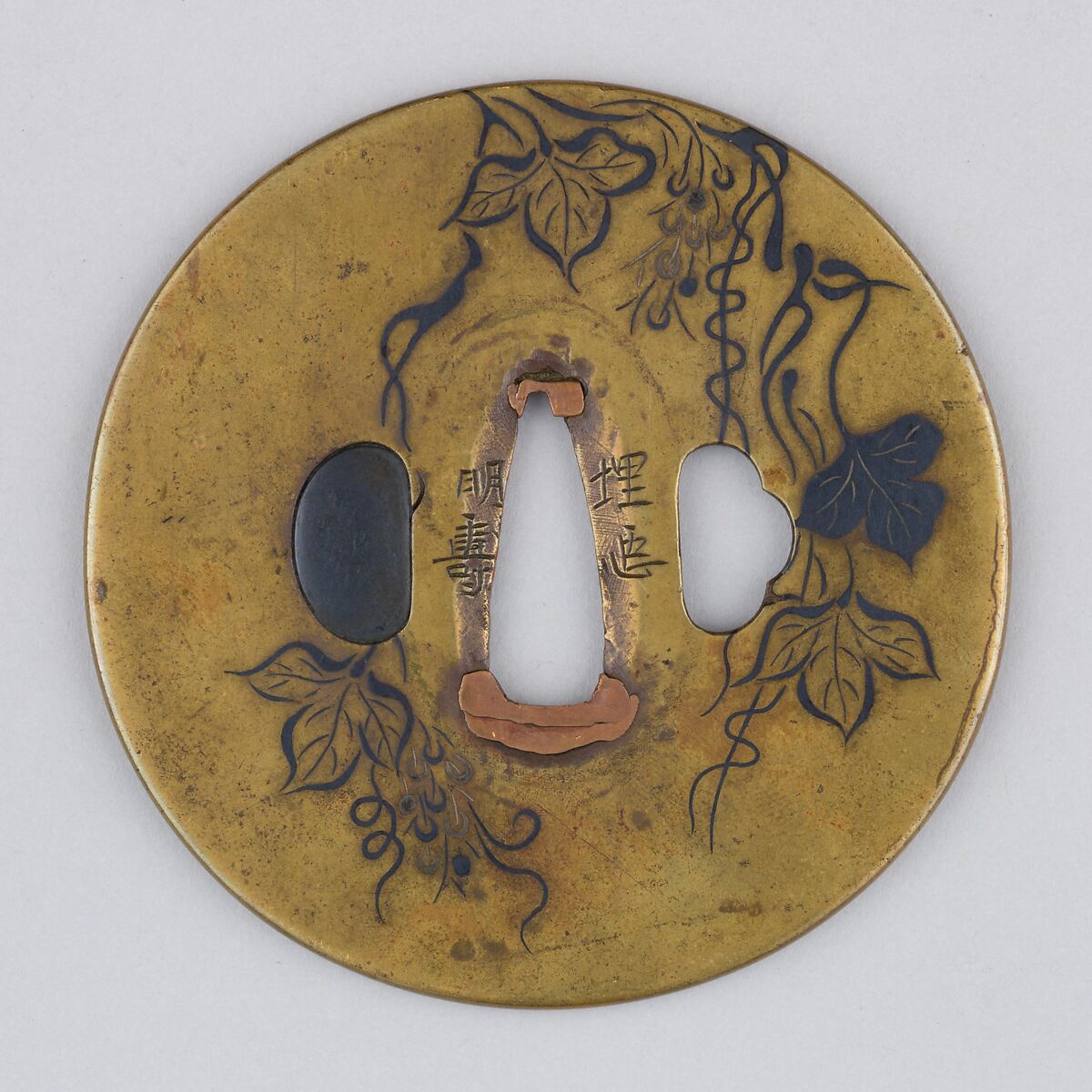 Sword Guard (Tsuba), Copper alloy (sentoku), copper-gold alloy (shakudō), silver, copper, Japanese 