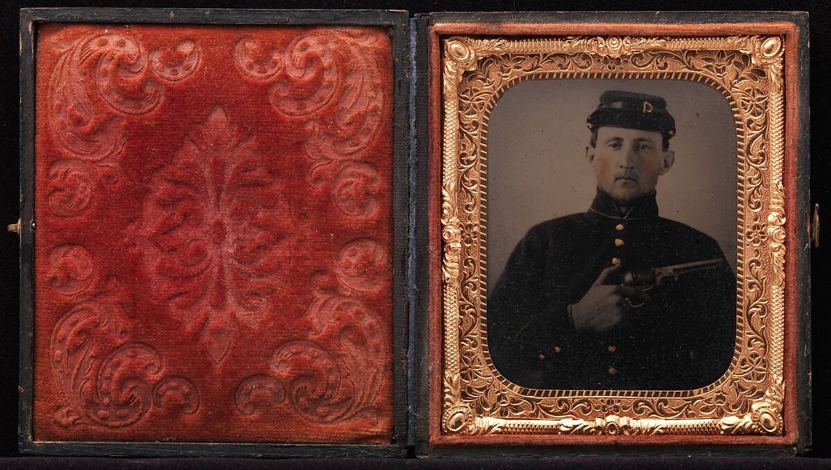 [Union Soldier with Colt Revolver, in Studio], Unknown (American), Tintype 