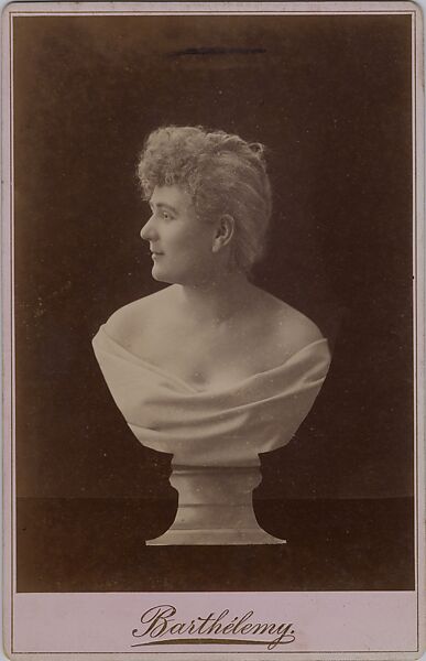 [Female Portrait Bust on Pedestal], Barthélemy (French), Albumen silver print from glass negative 