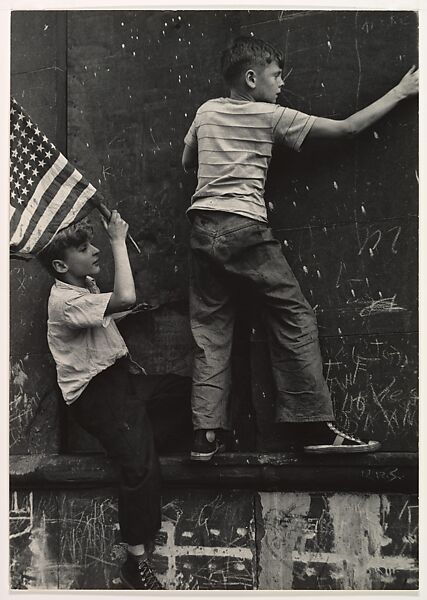 New York, Dan Weiner (American, New York 1919–1959 Kentucky), Gelatin silver print 