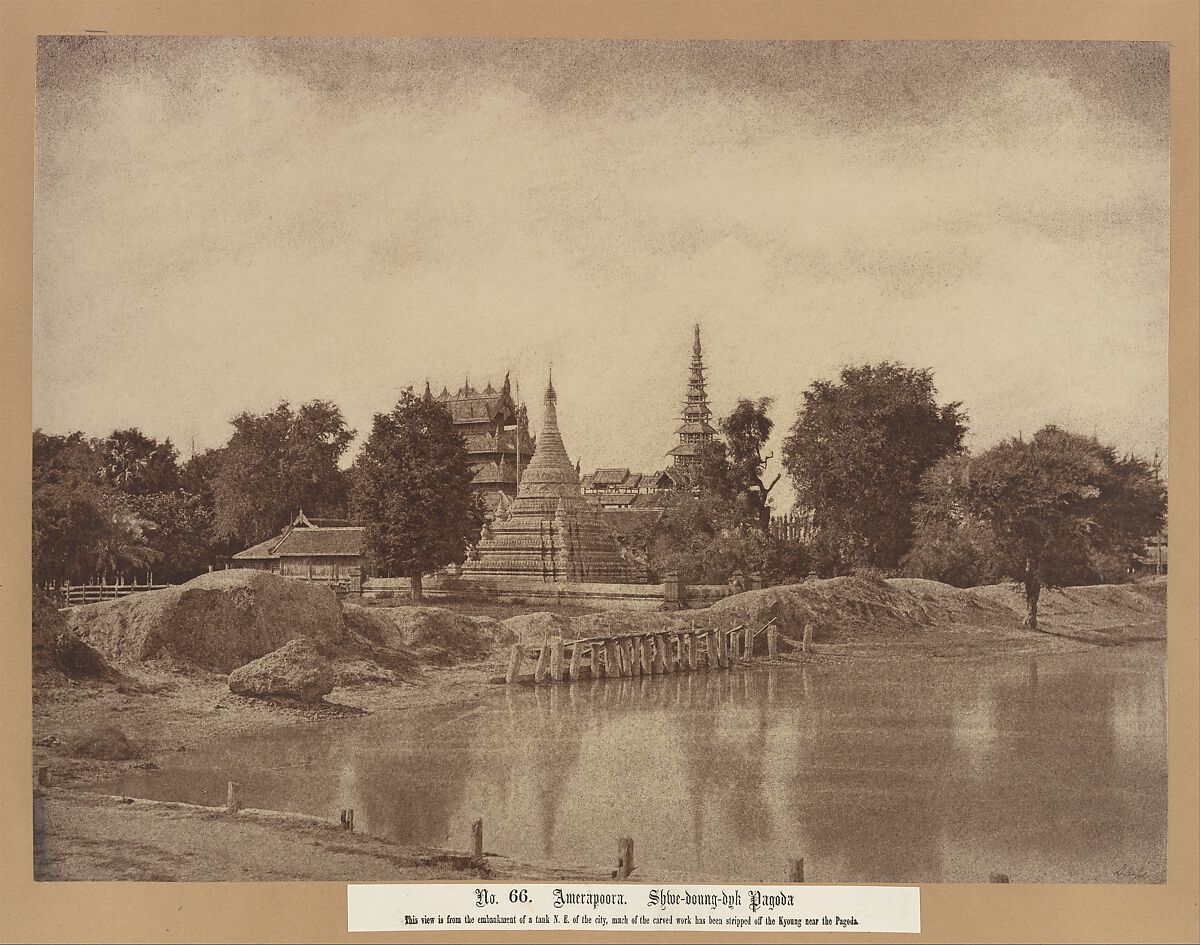 Amerapoora: Shwe-doung-dyk Pagoda, Linnaeus Tripe (British, Devonport (Plymouth Dock) 1822–1902 Devonport), Albumen silver print from waxed paper negative 