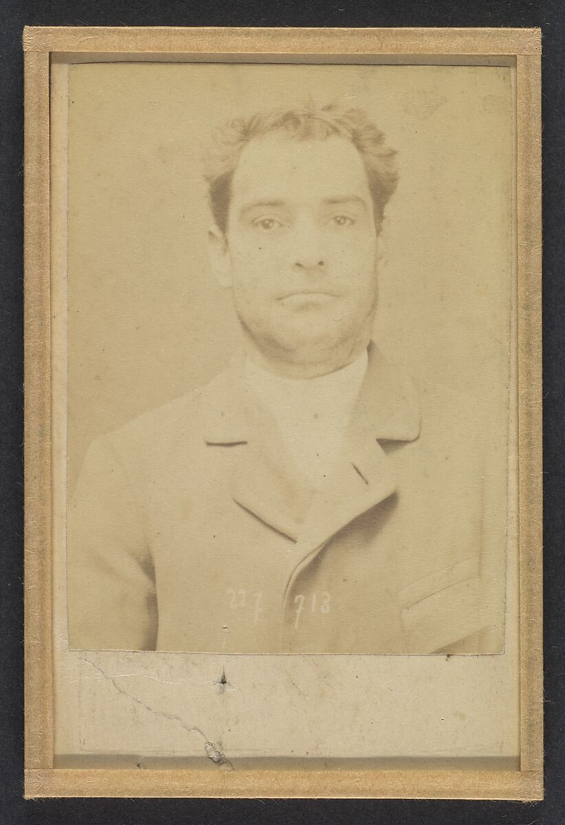 Dauriac. Henri, Georges. 36 ans, né à Memphis (USA). Agent d'affaires. Extortion de fonds. 22/12/94., Alphonse Bertillon (French, 1853–1914), Albumen silver print from glass negative 