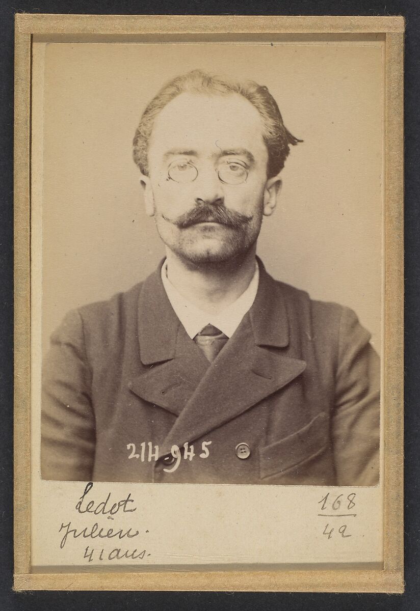 Ledot. Julien. 41 ans, né à Bourges (Cher). Employé. Anarchiste. 1/3/94., Alphonse Bertillon (French, 1853–1914), Albumen silver print from glass negative 