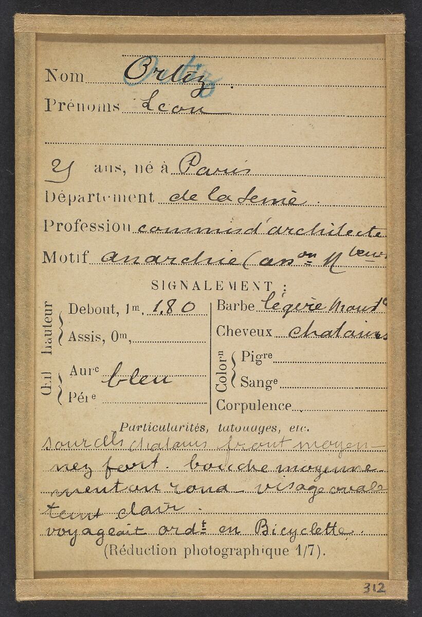 Ortiz. Léon. 25 ans, né à Paris. Commis d'architecte. Anarchiste. Voyage ordinairement en bicyclette., Alphonse Bertillon (French, 1853–1914), Albumen silver print from glass negative